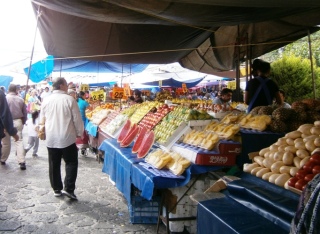 Sundays at the market in Tepoztlán are the busiest days.
